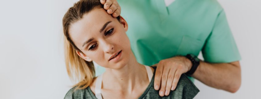 Masseur of massagetherapeut? 1 Masseur of massagetherapeut?