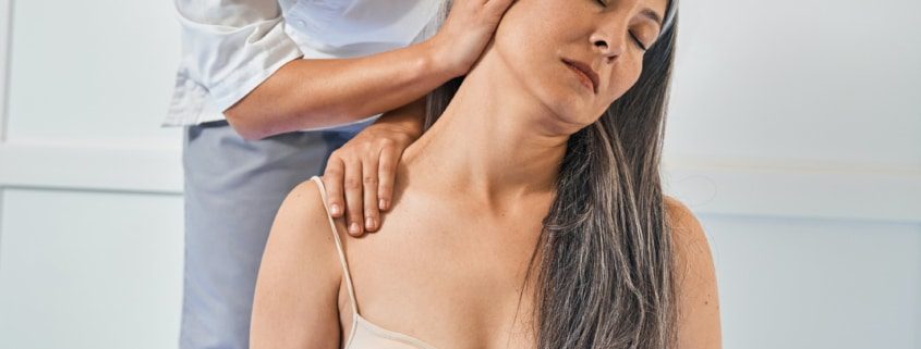 Wat is de beste omschrijving van klacht gericht masseren 1 schouder behandeling