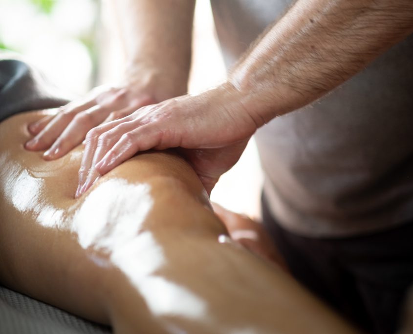 Bindweefselmassage bij littekenweefsel en fascia